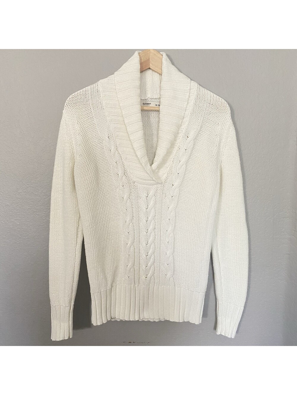Old Navy Women’s Cable Knit Sweater Sz M Cream Long Sleeve Pullover Cotton Blend